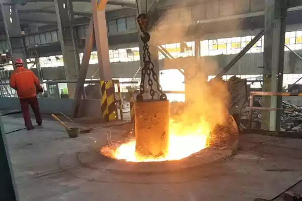 application of ramming material