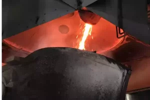 Application of refractories in the side-blowing furnace for blister copper smelting
