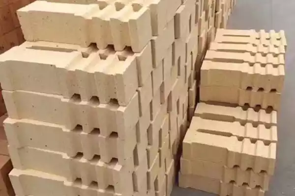 High alumina anchor bricks exported to Iraq - Showcase - 3