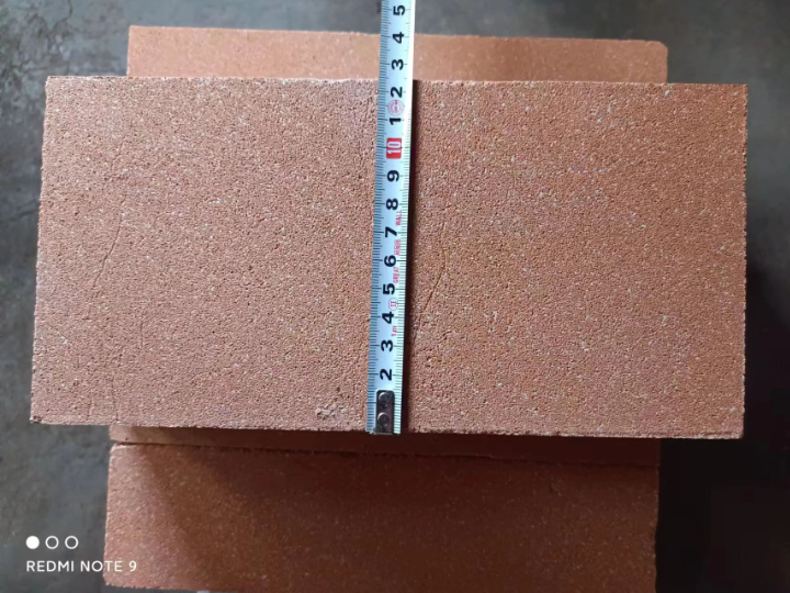 Alumina bricks and diatomite bricks exported to Morocco - Showcase - 4