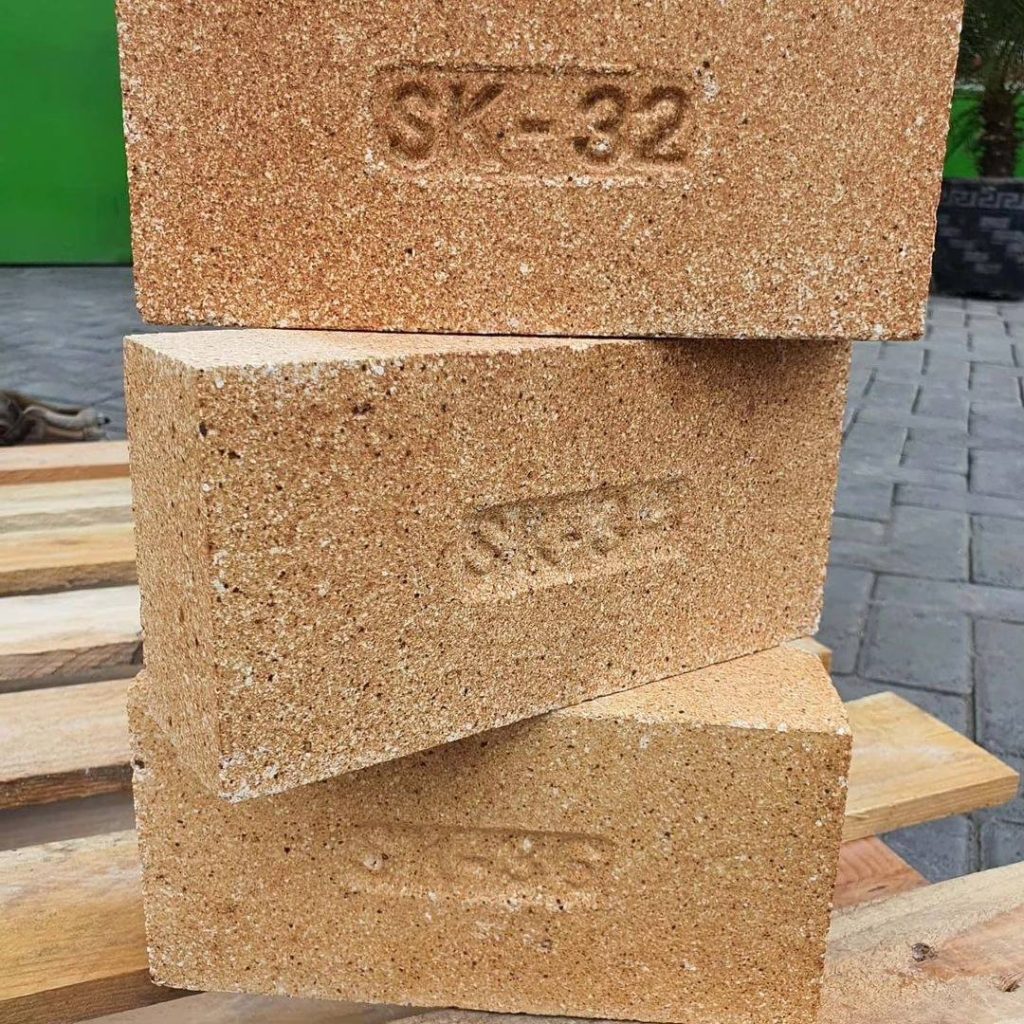 SK32 fire clay bricks